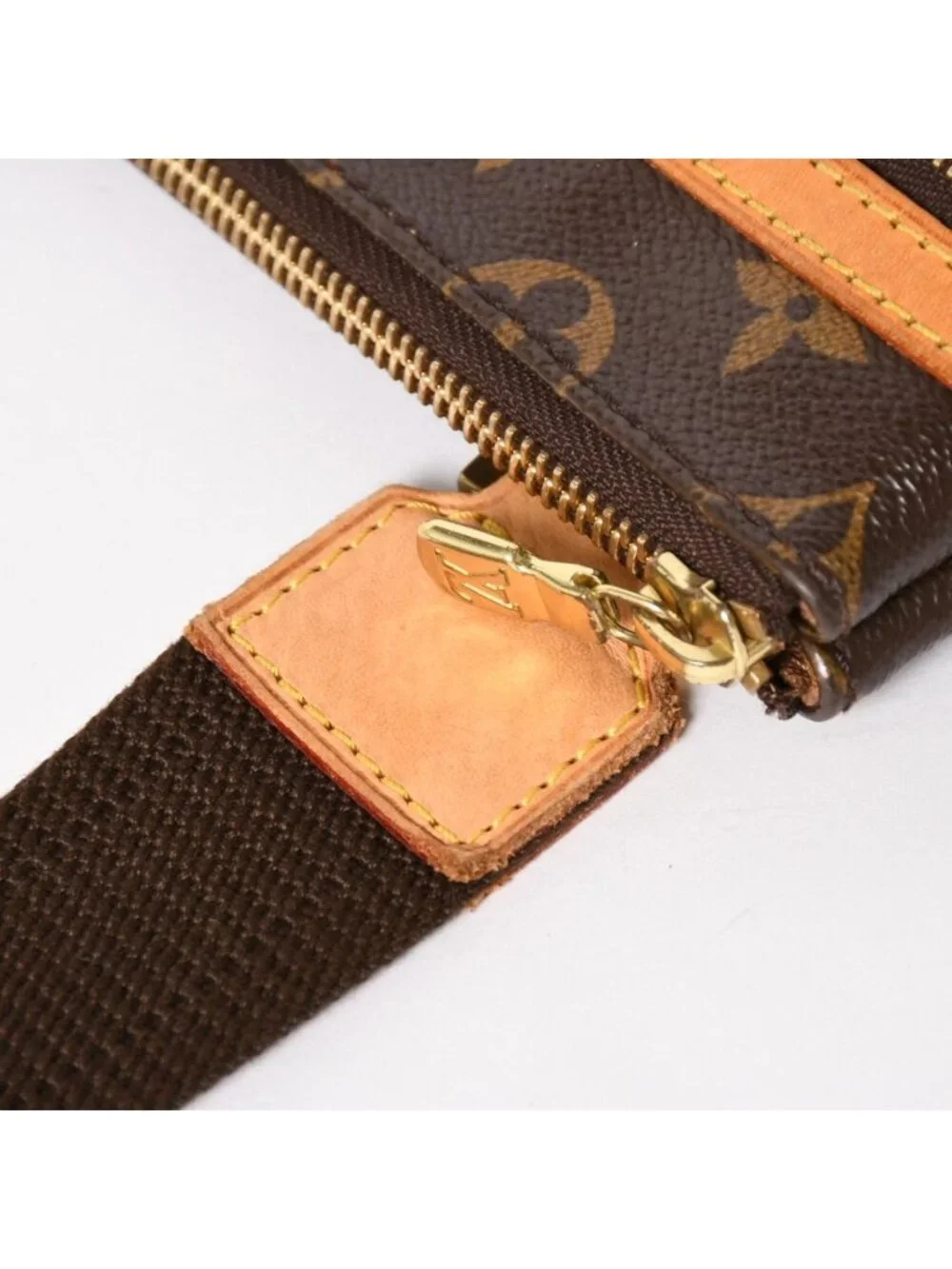 Louis Vuitton Pochette Bosphore Shoulder Bag Monogram Canvas Brown Gold